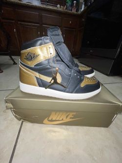 Air Jordan 1 retro Gold