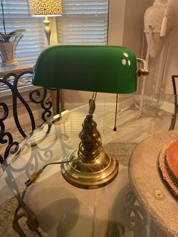 Bankers lamp