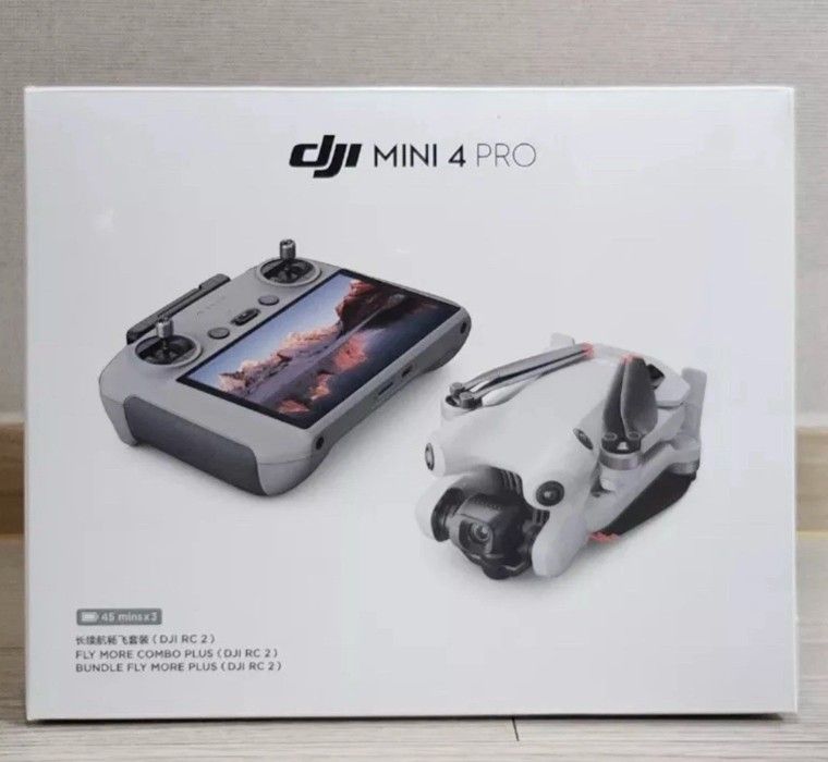 DJI Mini 4 Pro Drone Fly More Combo Plus (DJI RC 2) - Like New - Full Kit w/ Case
