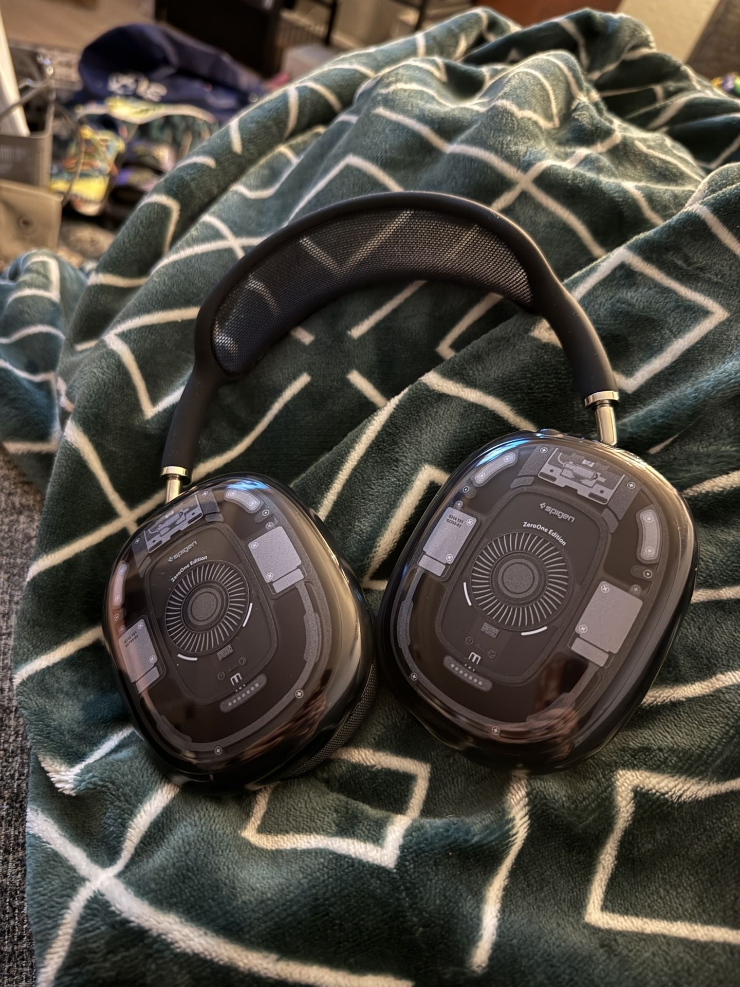 New AirPods Max Gen 2 USB-c