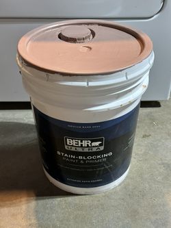 BEHR ULTRA 5 gallon Exterior Satin Paint & Primer Pintura Mocha Brown Café Cubeta Gallones 5