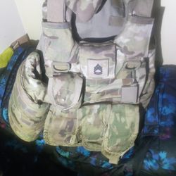 Military Issue Bulletproof Jacket Frame Pack Kevlar Helmet Gasmask And Partial Firstaid Kit