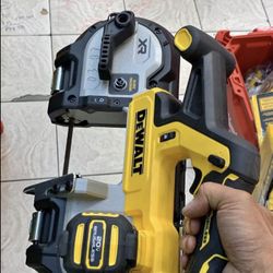 Dewalt 20v XR Band Saw Tool Only