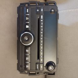 Chevy Suburban Radio 