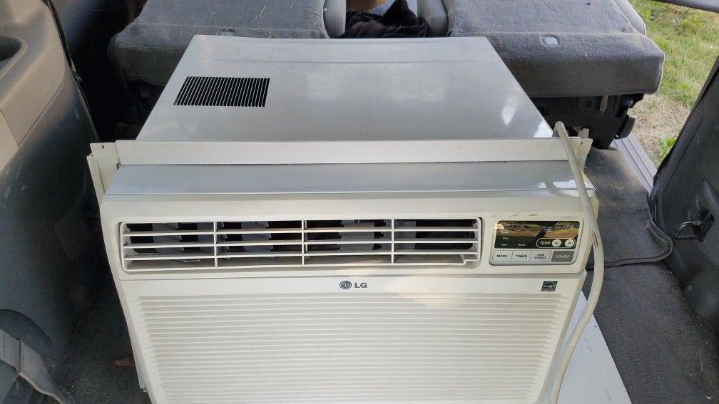LG LWHD1500ER 15,000 BTU WINDOW AIR CONDITIONER