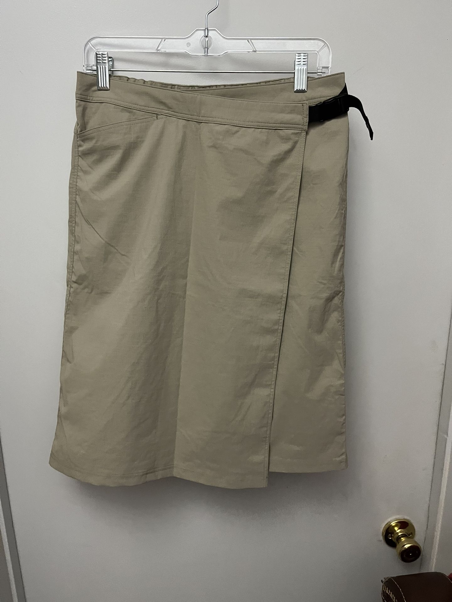 Sz Large Mont Bell Over Skirt