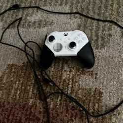 Xbox Elite Controller ￼