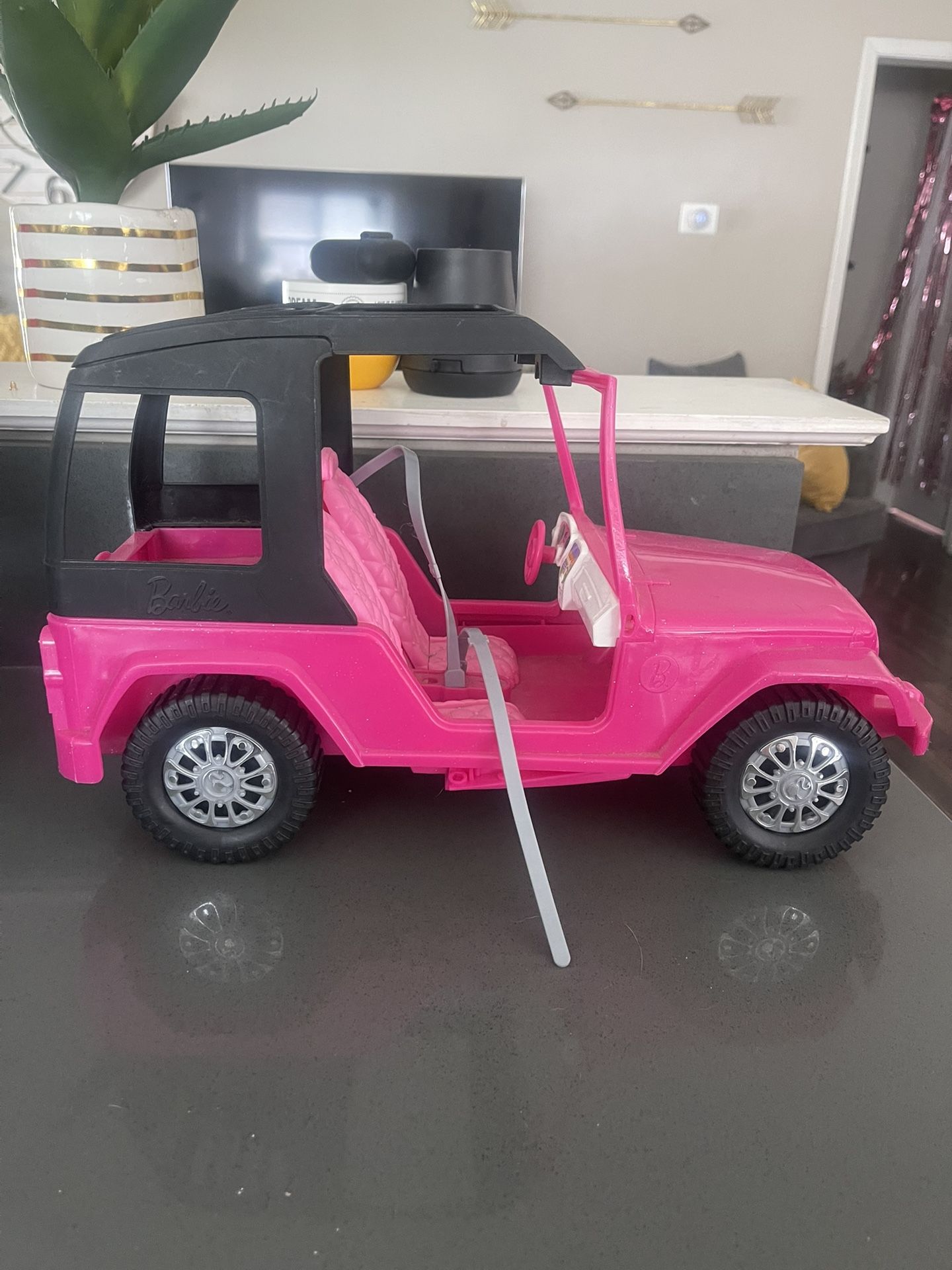 Barbie Jeep