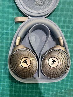 Focal AZURYS High-Fidelity Closed-Back Headphones