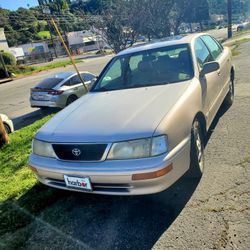 1997 TOYOTA AVALON 