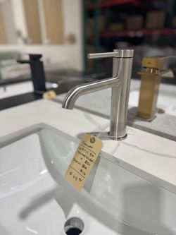 Warehouse Sale Low price better quality Bathroom Single handle Faucet LXBF-01 Brushed Nickel