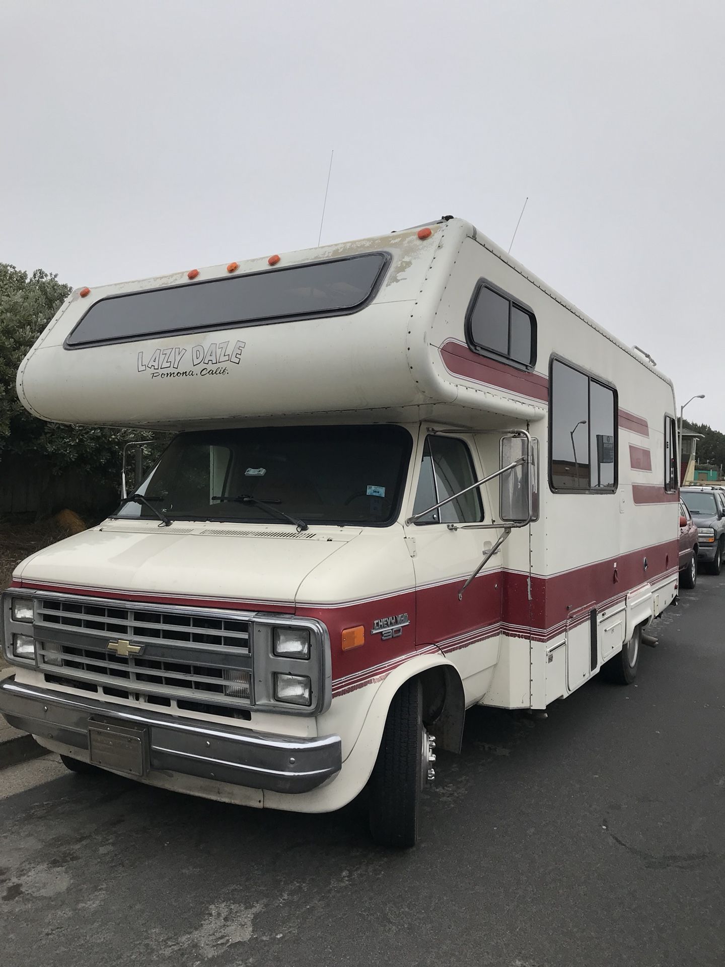 RV Motorhome Lazy Daze 1988 22’ Chevy 30