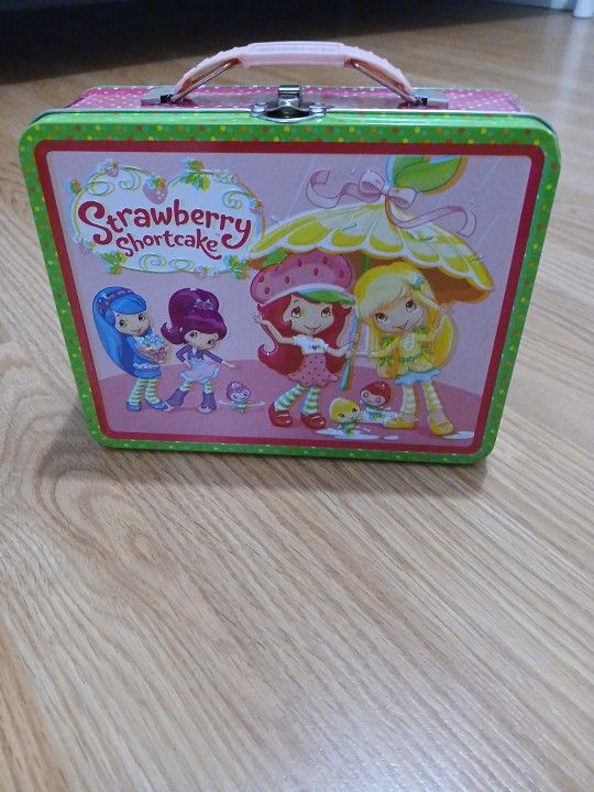 Strawberry Shortcake Lunch Box