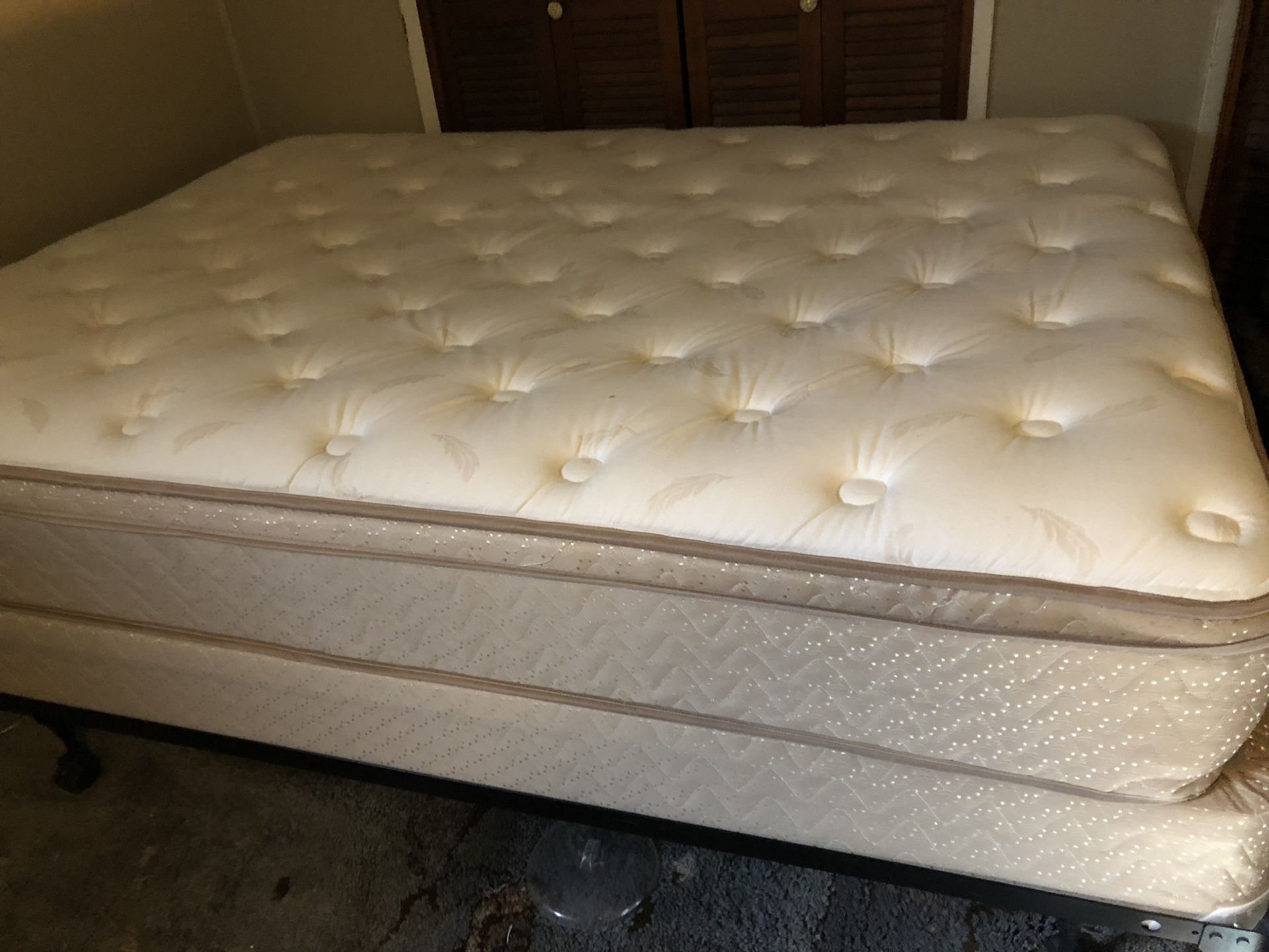Queen matress and box spring and frame