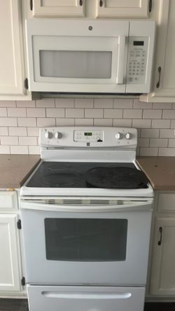 GE microwave and free kenmore burner