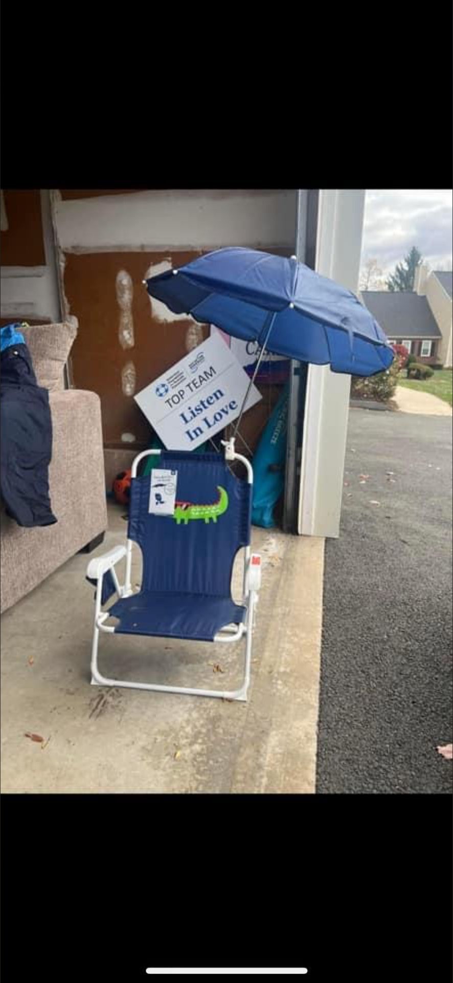 Toddler Beach Chair & Umbrella