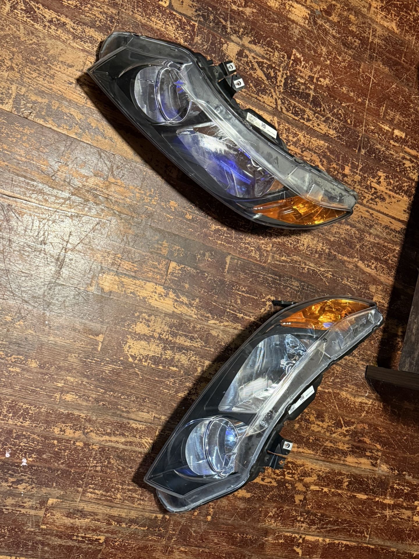 06-11 Honda Civic Headlights