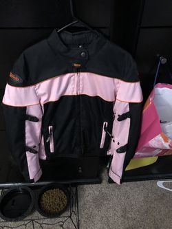Woman’s motorcycle jacket size M