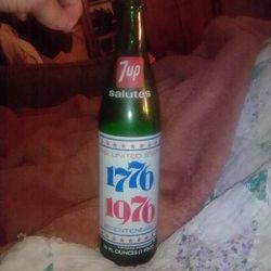 Collector's Edition Rare 7UP Bicentennial Soda Bottle