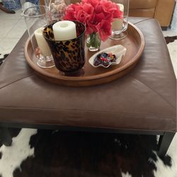 Pottery Barn Coffee Table 