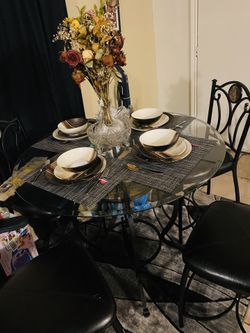 Ashley’s Dinning room table