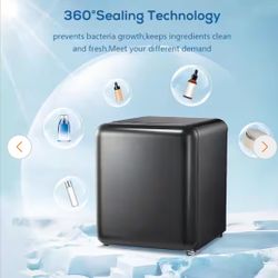 1.7 cu. Ft. Mini Refrigerator with Freezer in Black