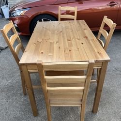 Comedor chico de IKEA