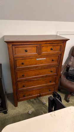 Wood dresser