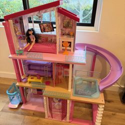 Barbie Dream house Assemble 