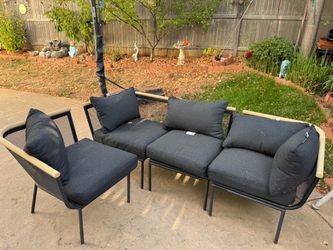 Patio set with brand new cushions