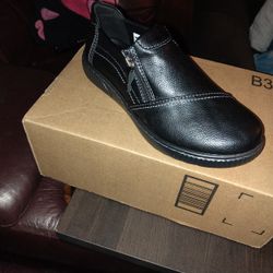 Women's Slip On Shoes