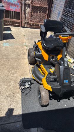 Electric cup cadet lithium ion cc30e lawnmower