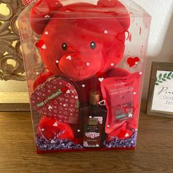 Large Red Gummy Bear Gift Box 🧸♥️