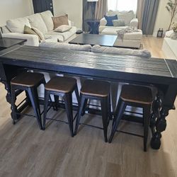 Bar Table with 4 Stools 