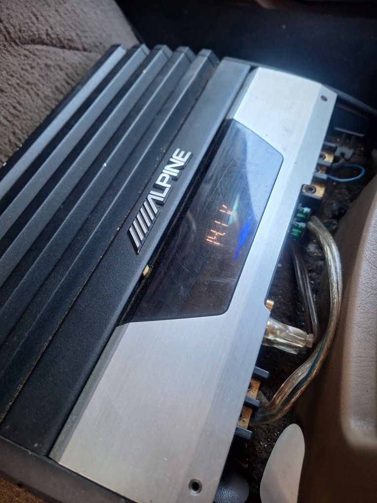 Alpine Mono Mrd 500 Amplifier