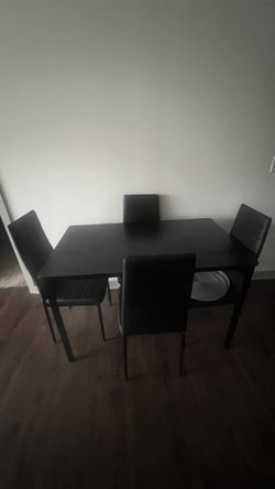 Dining Set Designed  Minimalist .