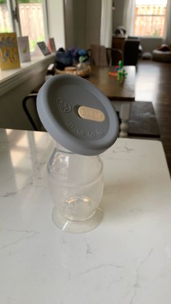 Haakaa with lid