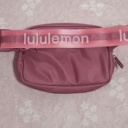 Lululemon Fanny Pack 