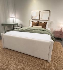 New queen bed