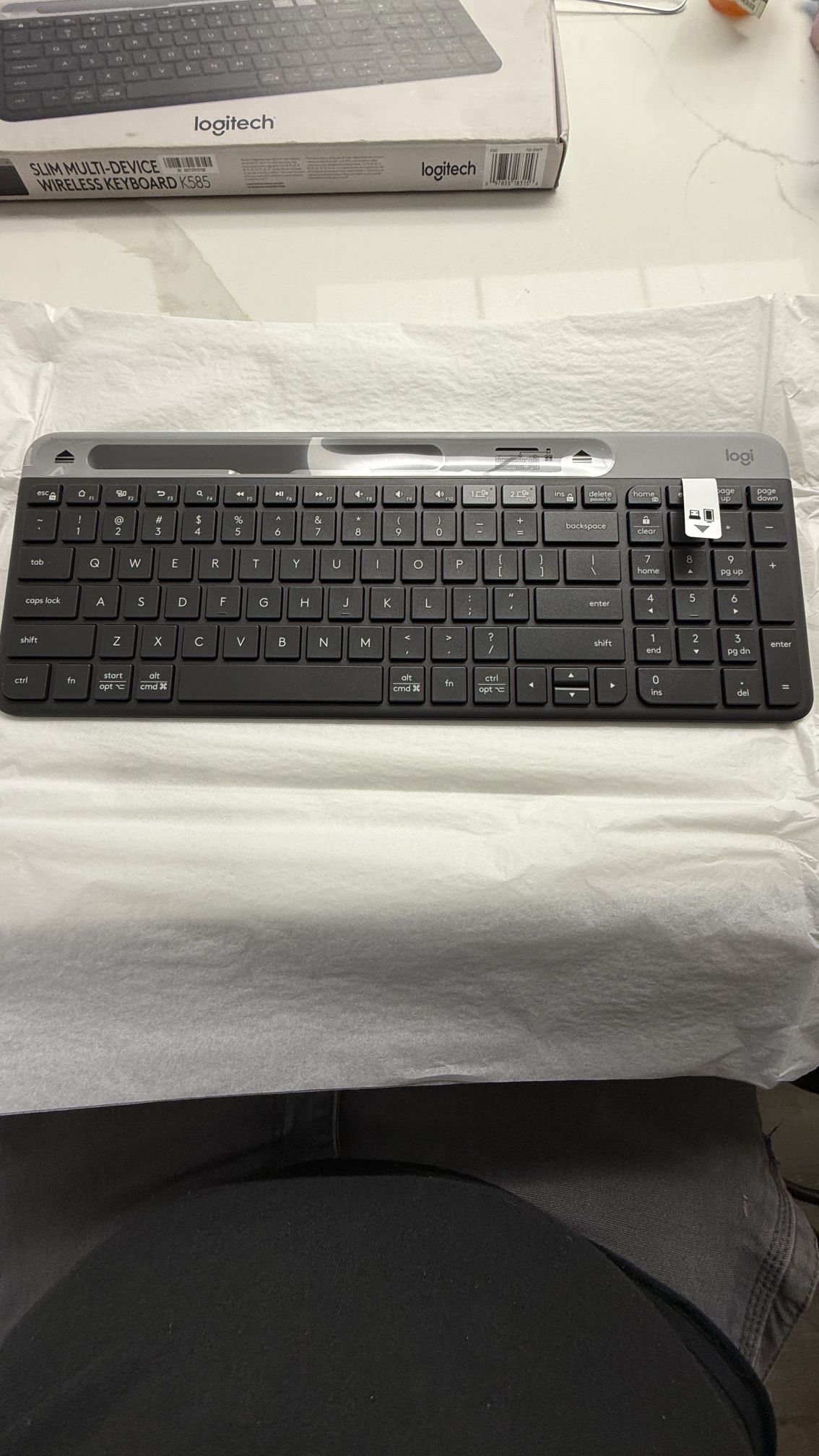 Logitech K585