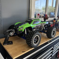 Traxxas X-Maxx WideMaxx – Hobbywing Max5 Upgraded