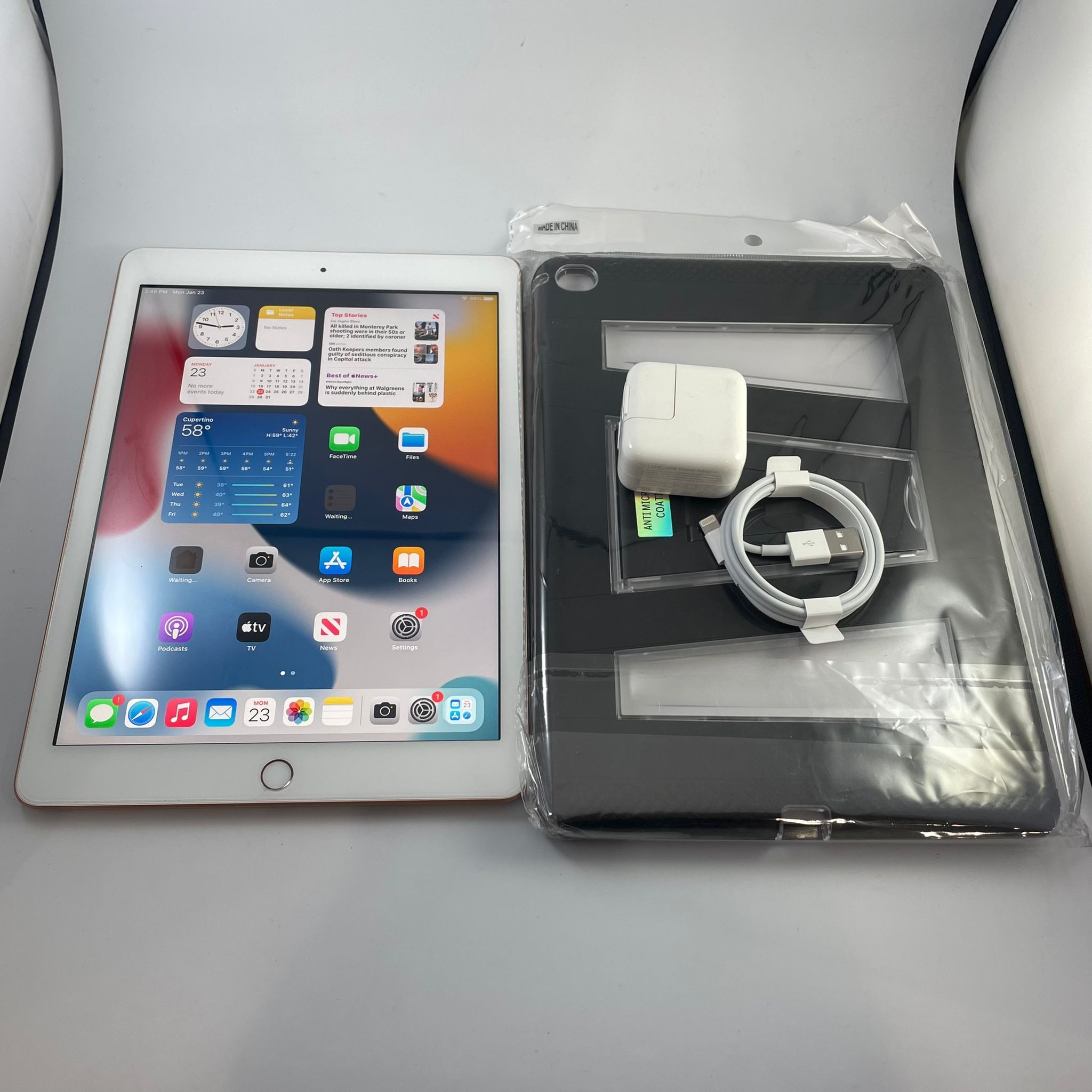 Apple iPad 6 32GB Rose Gold 9.7” IOS 16 // pencil Compatible FULLY WORKING