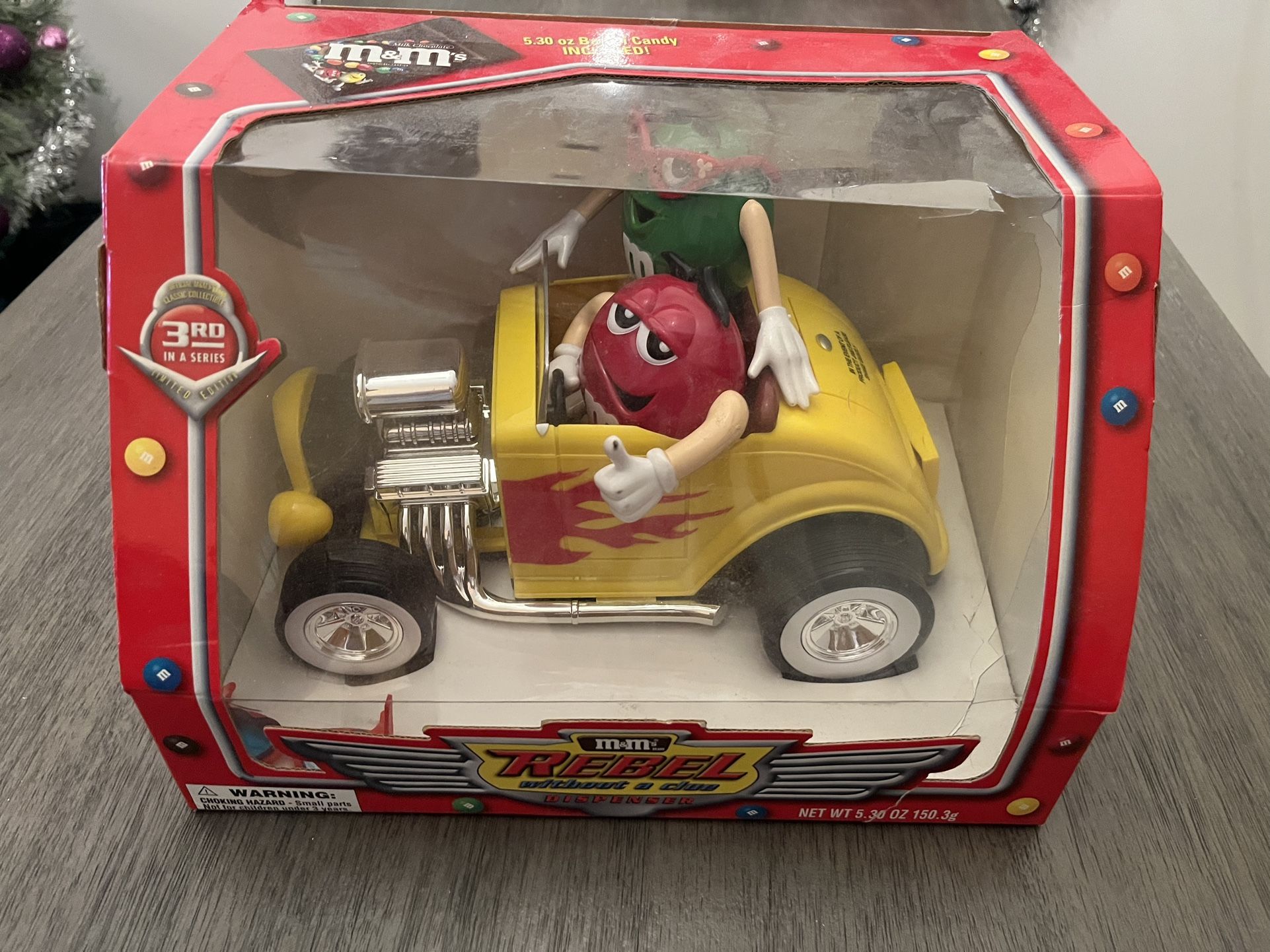 M&M Rebel Candy Dispenser Car