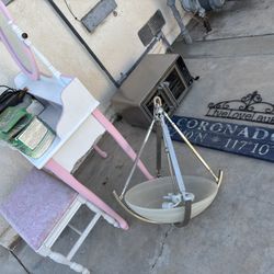 DVD Player, Chandelier And Toaster oven/air fryer On Curb 