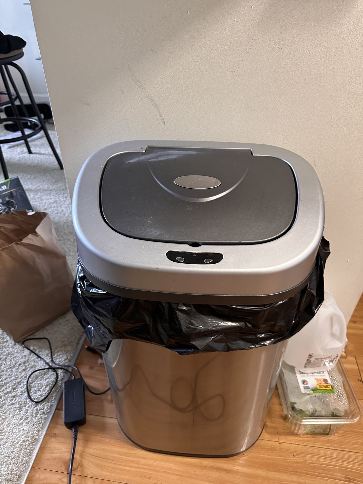 Automatic Trash Can