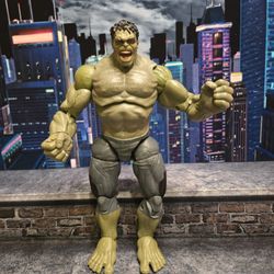 8" Hulk Action Figure 