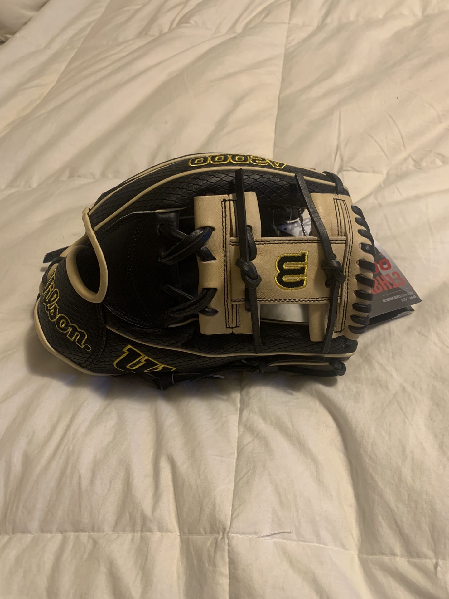 Wilson A2000