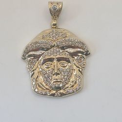 10k Gold Versace Cz Pendant 