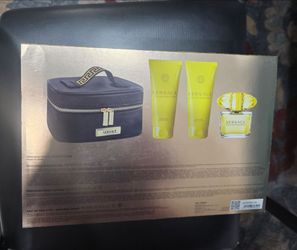 Versace ladies yellow diamond gift set