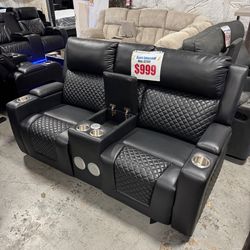 BOSS LOVESEAT /SECTIONAL (couch, sofa) !!NO CREDIT NEEDED !! TAKE IT HOME TODAY!! 🚛 SAME DAY DELIVERY AVAILABLE 🚚 Se Habla Español